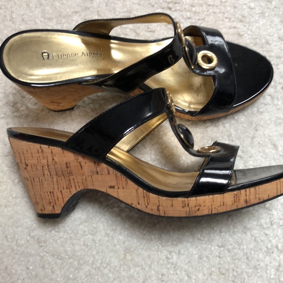 Etienne Aigner NWOT black dress slides, gold and black button design ,size 8 1/2 - Picture 3 of 4